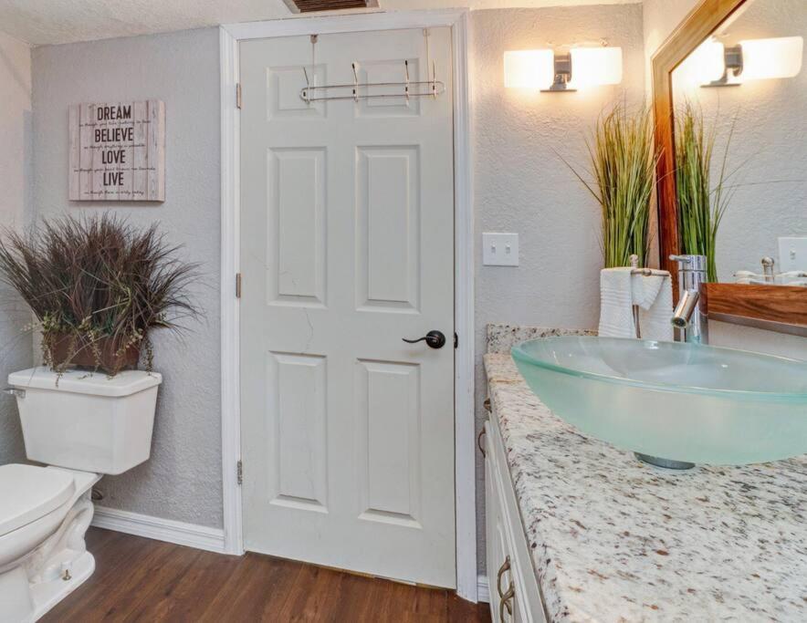 Hidden Couples Loft Retreat In Heights Foodie District Tampa Zewnętrze zdjęcie