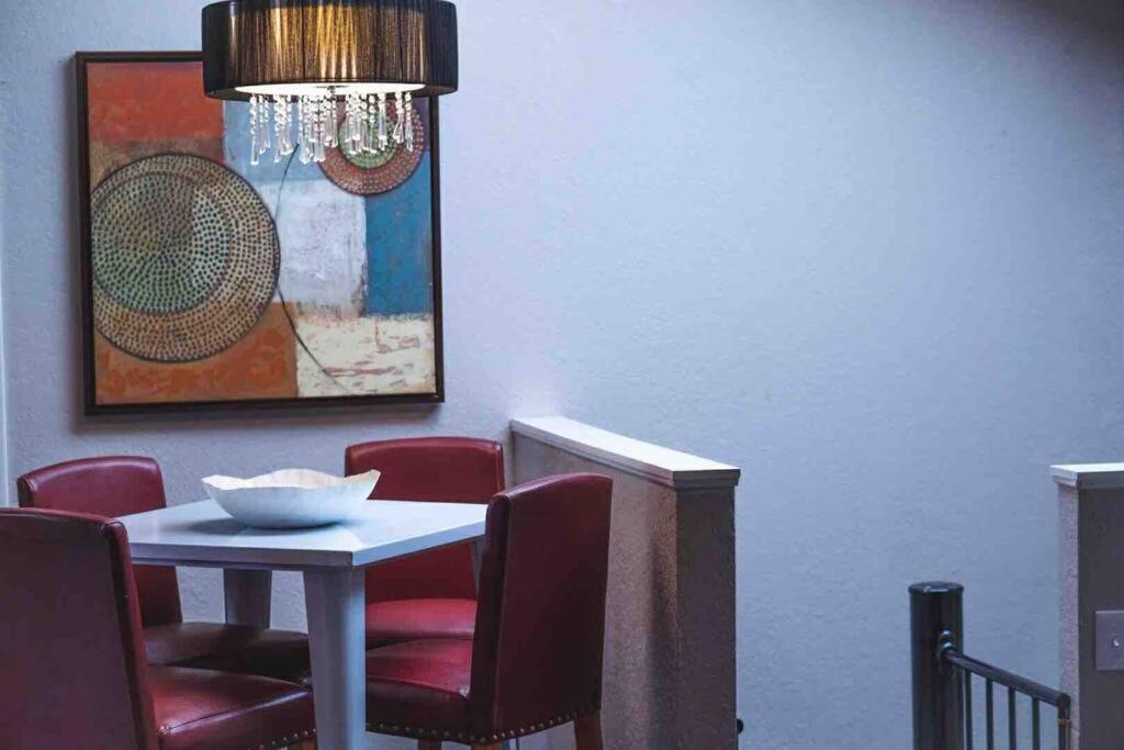 Hidden Couples Loft Retreat In Heights Foodie District Tampa Zewnętrze zdjęcie