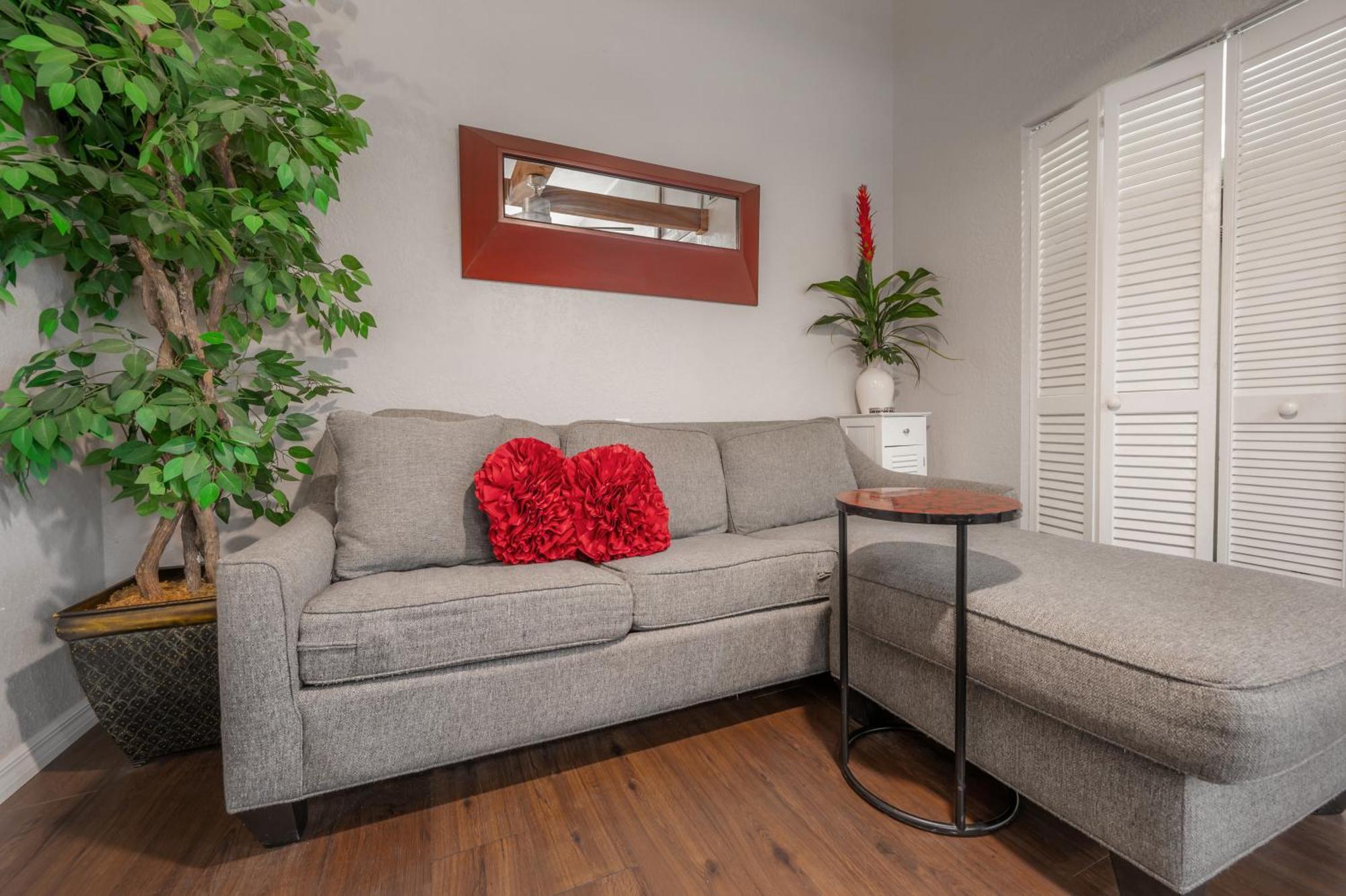 Hidden Couples Loft Retreat In Heights Foodie District Tampa Zewnętrze zdjęcie